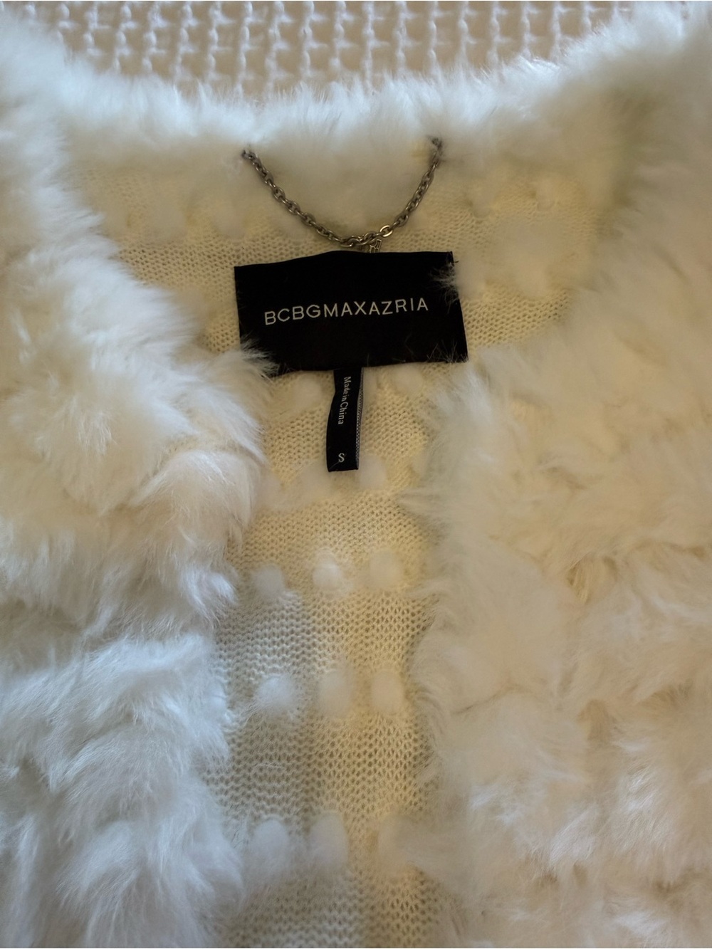 BCBGMaxAzria White Faux Fur Cropped Jacket - Picture 4 of 4
